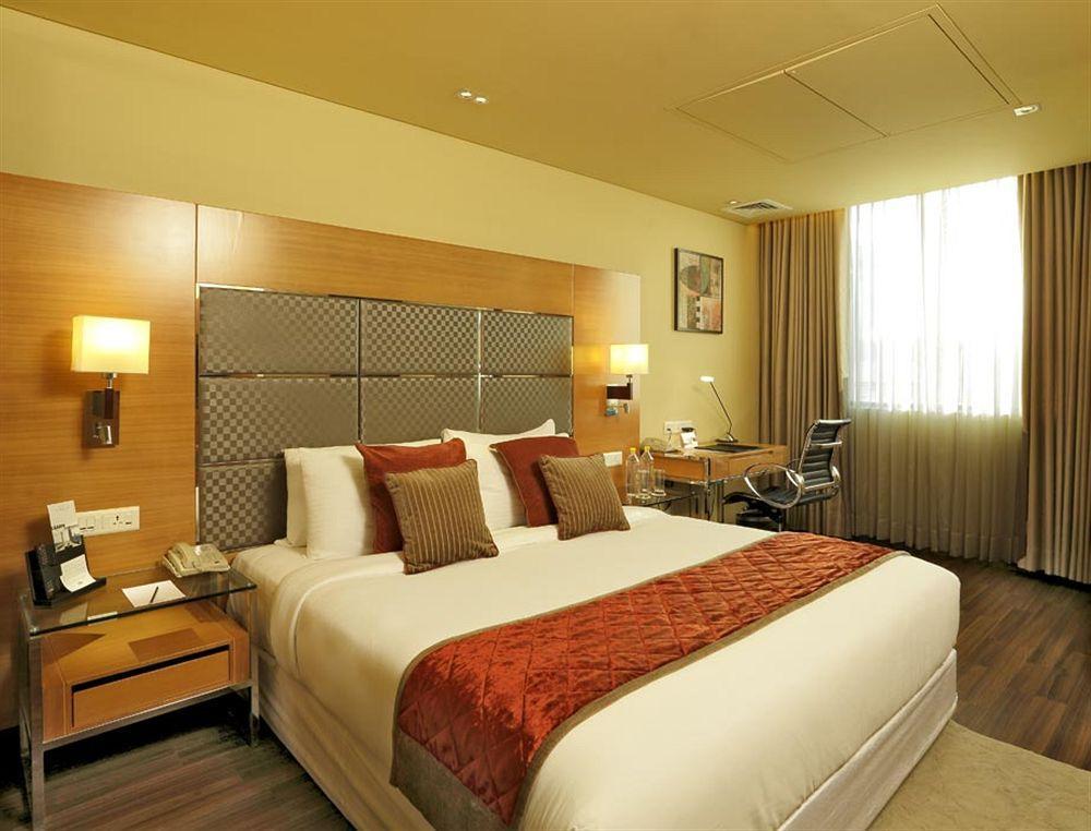 Country Inn Panjim Goa Панаджи Экстерьер фото